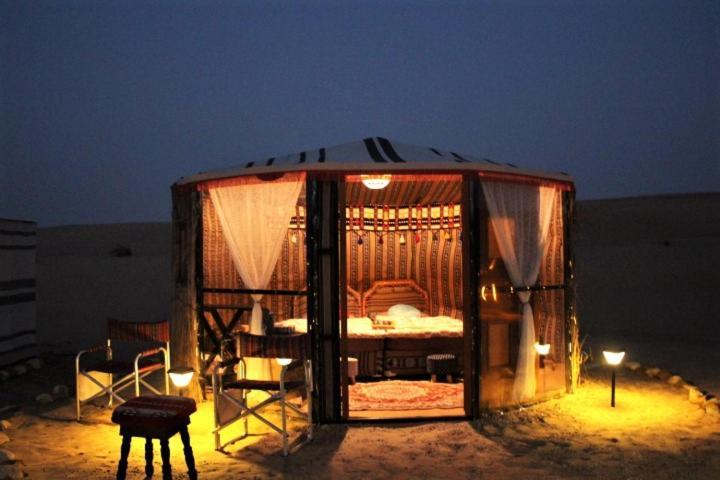 Hotel Queen Desert Camp Fulayj al Masha'ikh Exterior foto