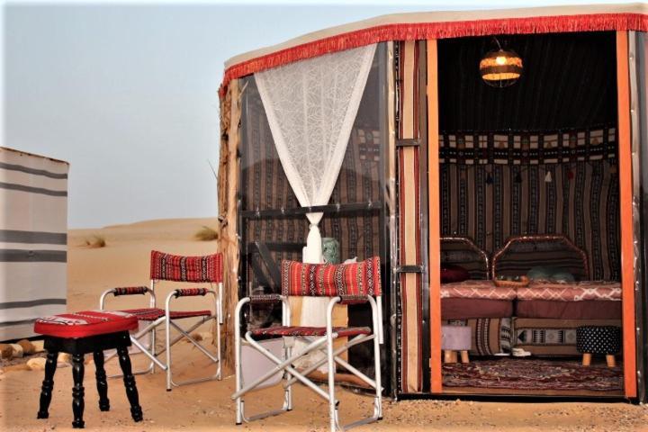 Hotel Queen Desert Camp Fulayj al Masha'ikh Exterior foto